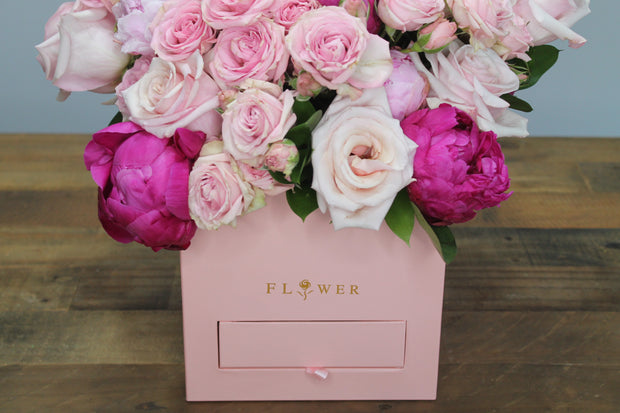 The Pink Passion Love Box w/ Chocolates